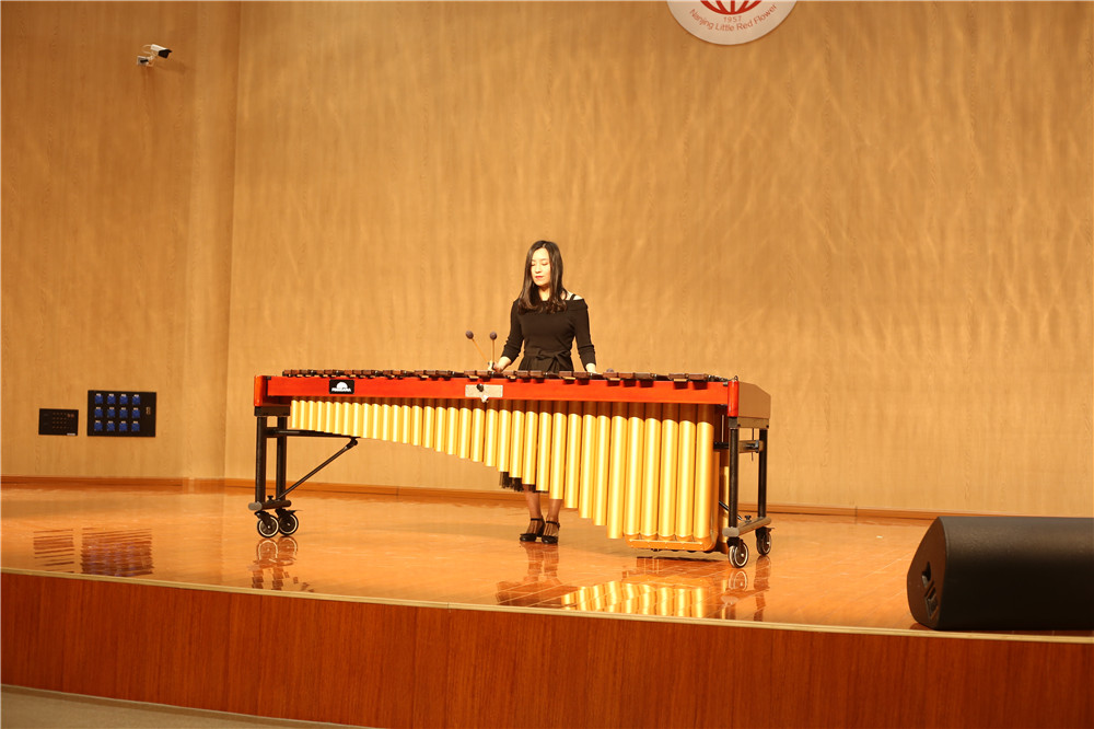 校园新闻-“绿叶点点青”——青年教师基本功汇报(二) “绿叶点点青”——青年教师基本功汇报(二)