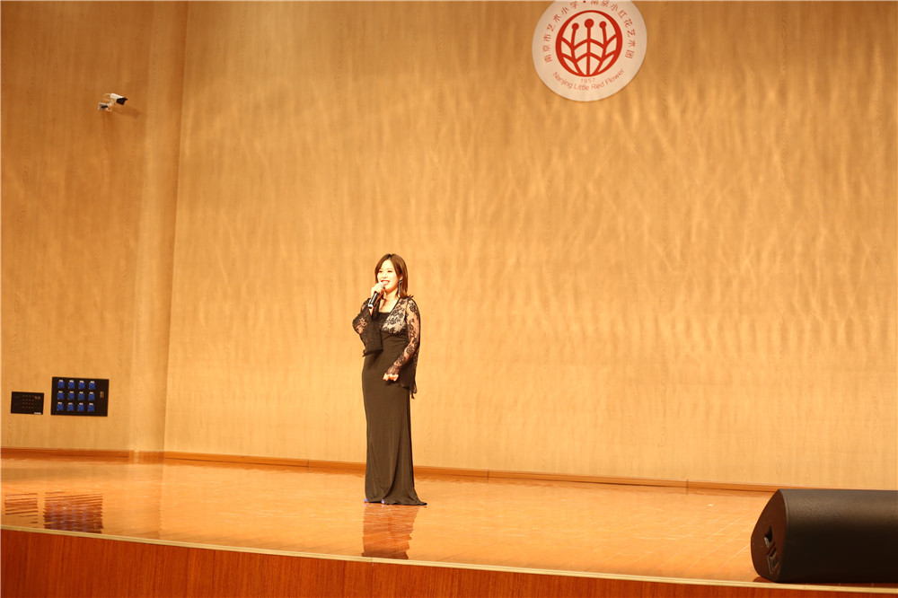 校园新闻-“绿叶点点青”——青年教师基本功汇报(二) “绿叶点点青”——青年教师基本功汇报(二)