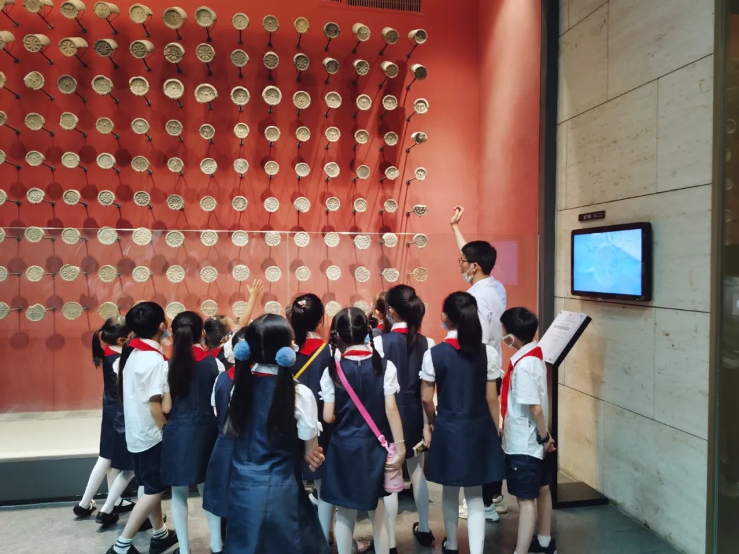 南京市“小红花杯”书画展后续——现场教学展示活动